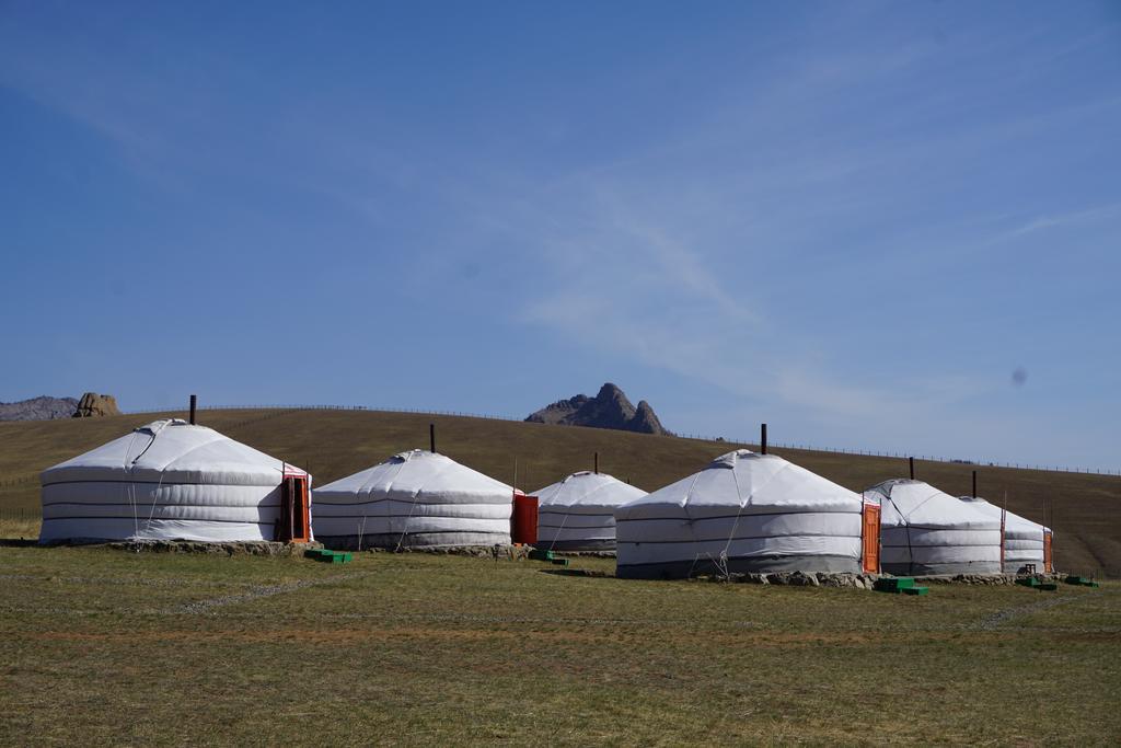 My Mongolia Eco Ger Camp Hotell Nalayh Exteriör bild